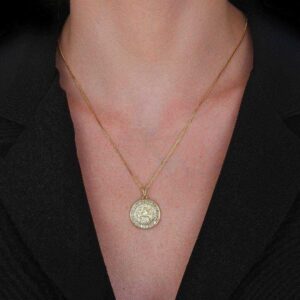 Colar Dourado Medalha São Miguel Arcanjo Cravejado de Zircônia